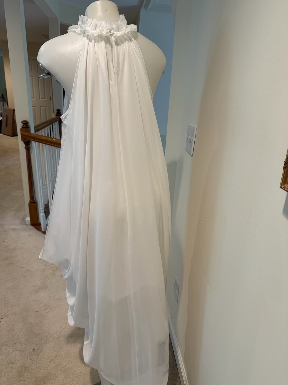 Elegant White Ruffled Halter Flowing Dress Sz L (fits like Medium) - Picture 3 of 5